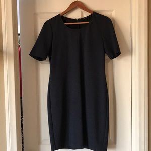 Theory dress size 6